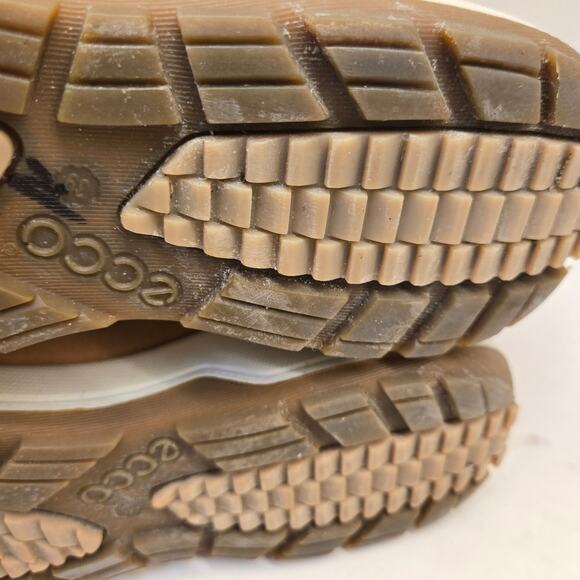 Ecco Hydromax Mid-Calf Tan Leather Water Resistant Toggle Lace-up Boots US 8-8.5 - Picture 8 of 10